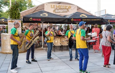 Afterwork im Meteor-Biergarten