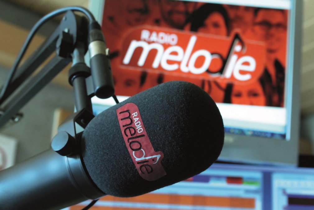 micro-de-radio-melodie-c-radio-melodie