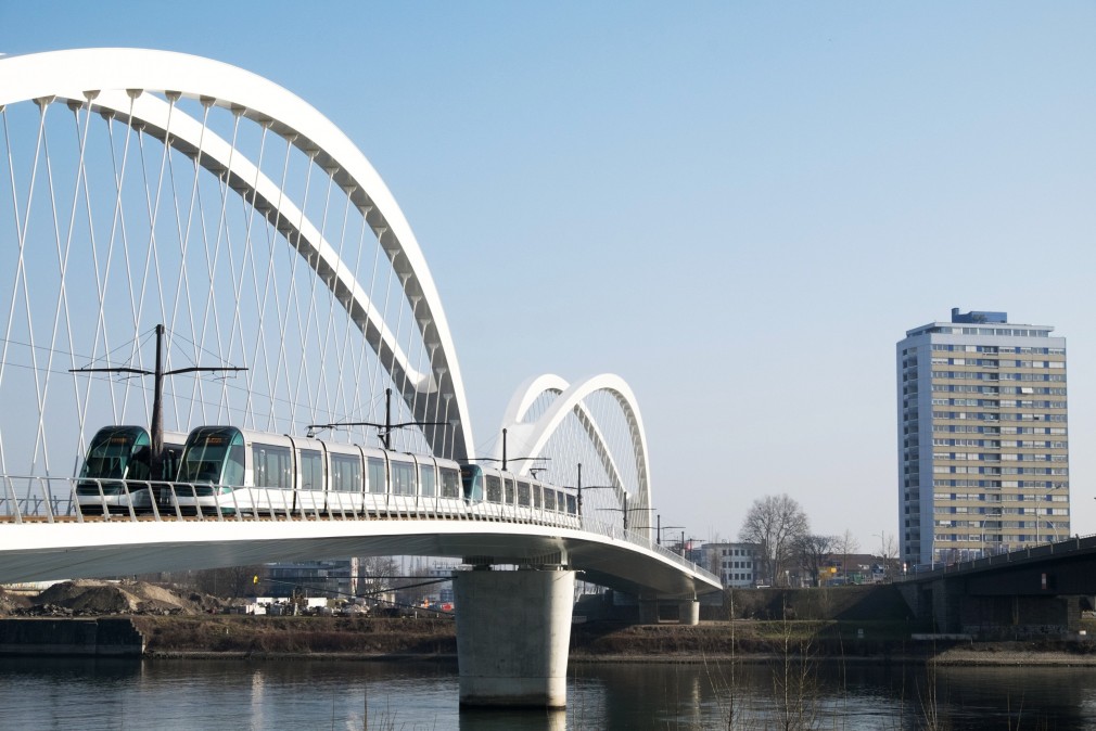 Tram Kehl pont Rhin