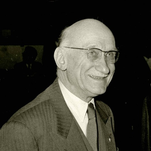 schuman-biographie-medium
